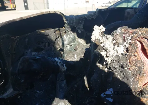 2018 Chevrolet Express 2500 Work Van z USA, uszkodzony, nr VIN 1GCWGAFP8J1308660